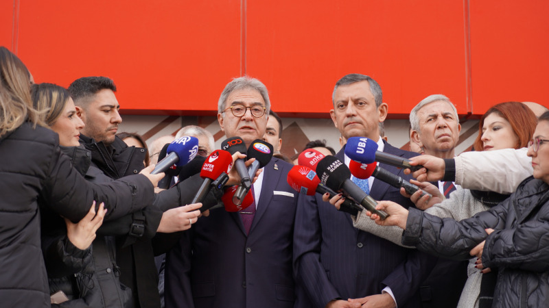 Cumhuriyet Halk Partisi Genel Başkanı Özgür Özel ve CHP heyetinin Genel Merkezimizi ziyareti sonrası Genel Başkan Vekilimiz Prof. Dr. Mehmet Ali Şehirlioğlu’nun yaptığı açıklama.