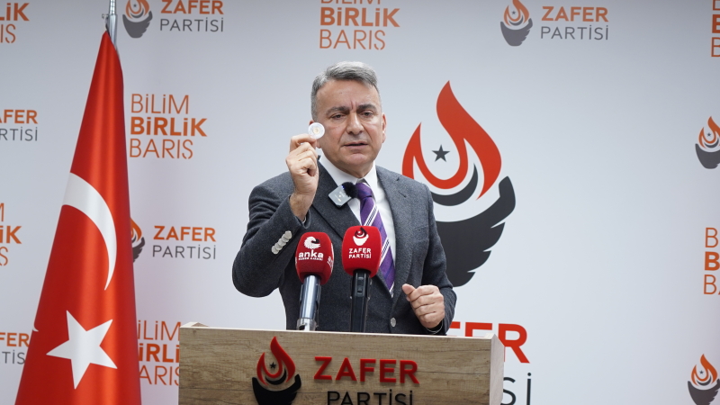 “ÜMİT ÖZDAĞ, HERHANGİ BİR SUÇ İŞLEDİĞİ İÇİN DEĞİL, MUHALİF BİR SİYASİ FİGÜR OLDUĞU İÇİN CEZAEVİNDEDİR.